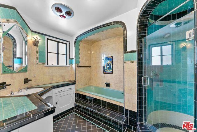 Foto del edificio - 1328 Sierra Alta Way