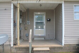 Building Photo - 430 S Washington Ave