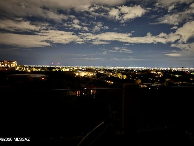 Building Photo - 5926 N Campo Abierto