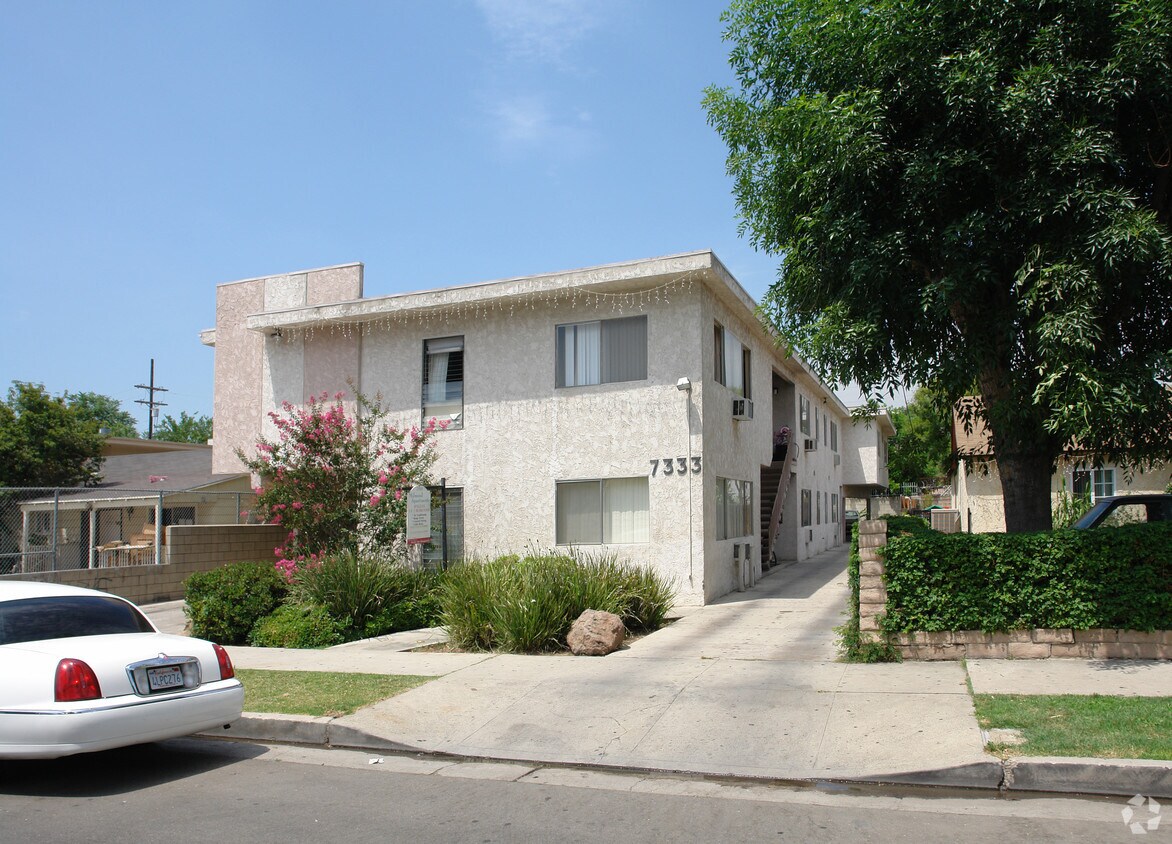 Building Photo - 7333 Milwood Ave