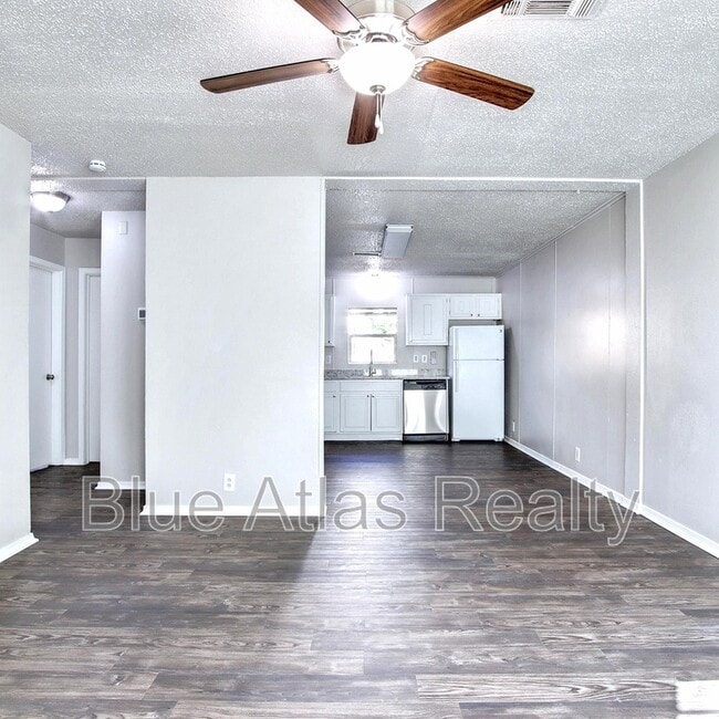 Foto del edificio - 2706 W Colorado Blvd