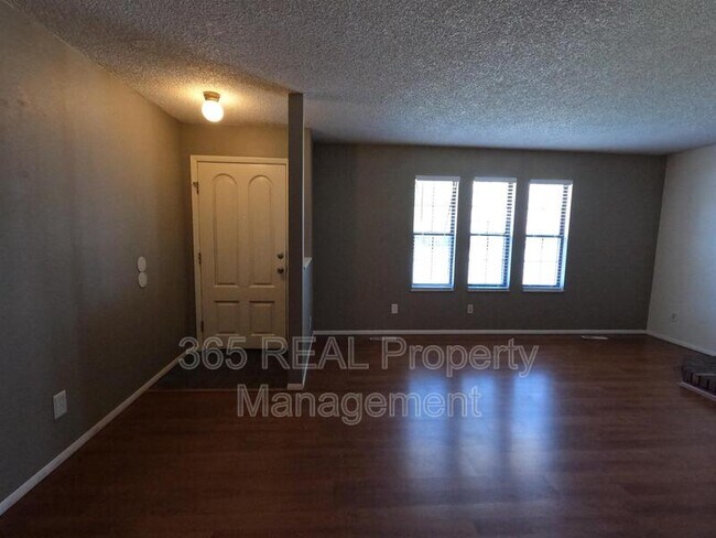 Foto del edificio - 2606 W Stuart St