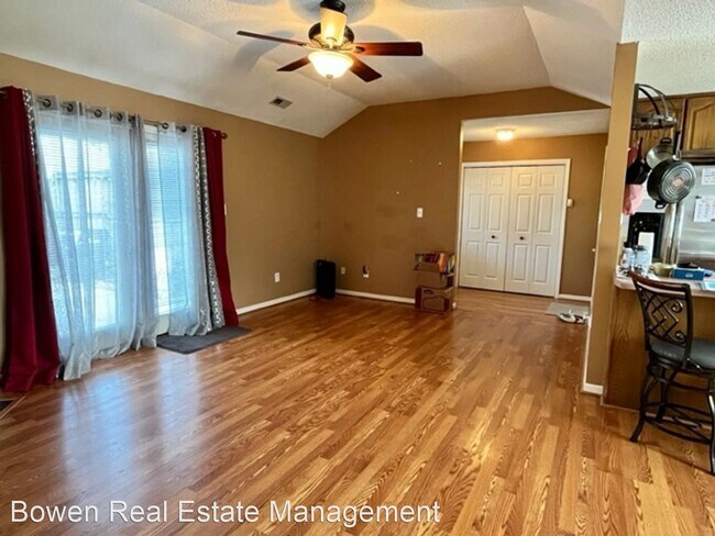 Building Photo - 2 br, 2 bath House - 636 Independence Drive