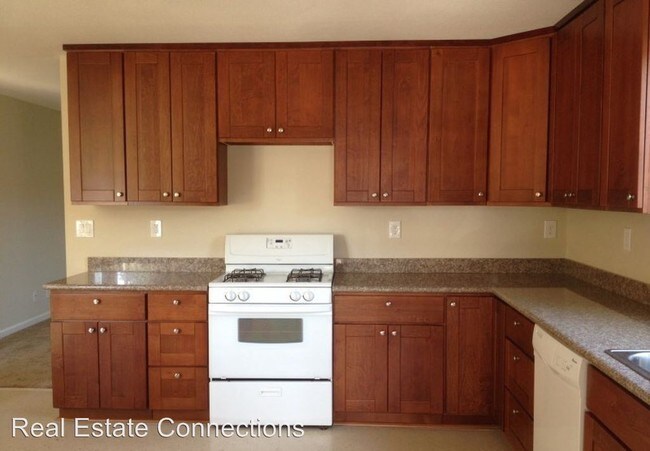 Foto del edificio - 244 Chalet Ave