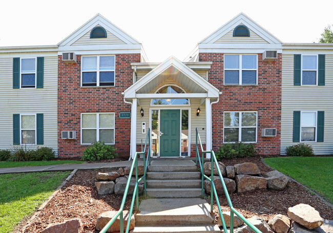 Building Photo - Weston Pines Apartments