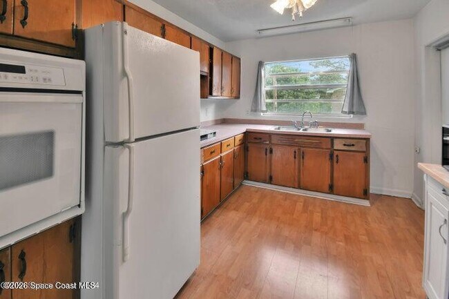 Foto del edificio - 77 Georgia Ave