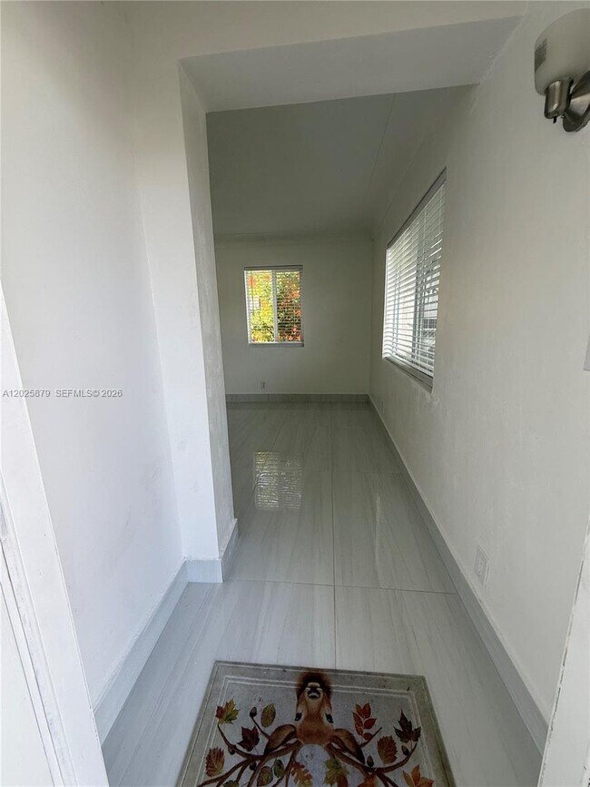 Foto del edificio - 1816 NW 25th Terrace