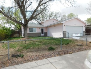 Building Photo - 491 Mountain Vista Dr