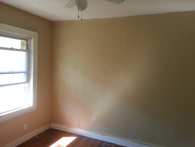 Foto del edificio - 2405 Benton Plaza