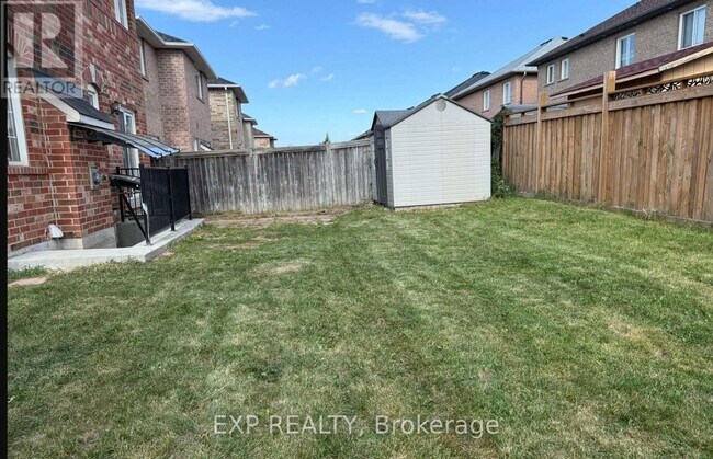 Photo du bâtiment - 127 Worthington Ave