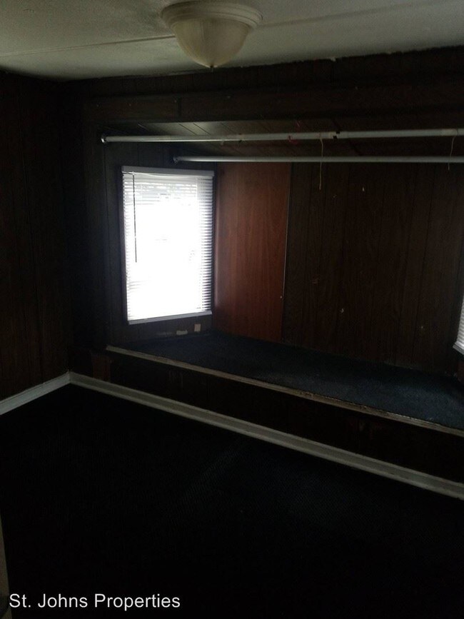 Building Photo - 813 Nottingham Dr
