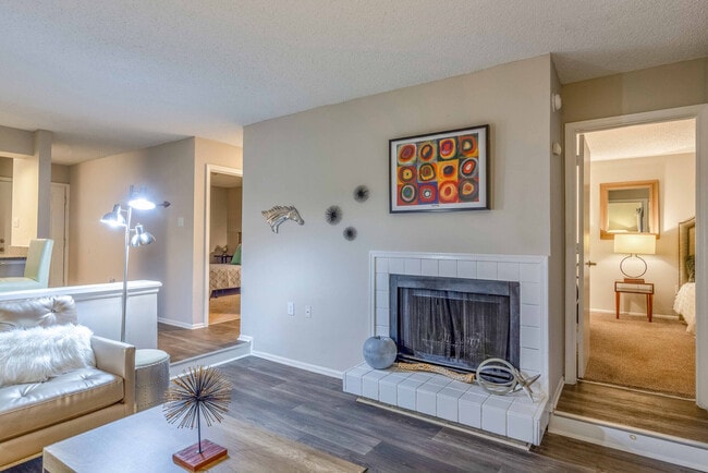 Photo - Hickory Creek Apartments