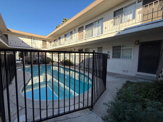 Photo - 2020 Preuss Rd Apartment