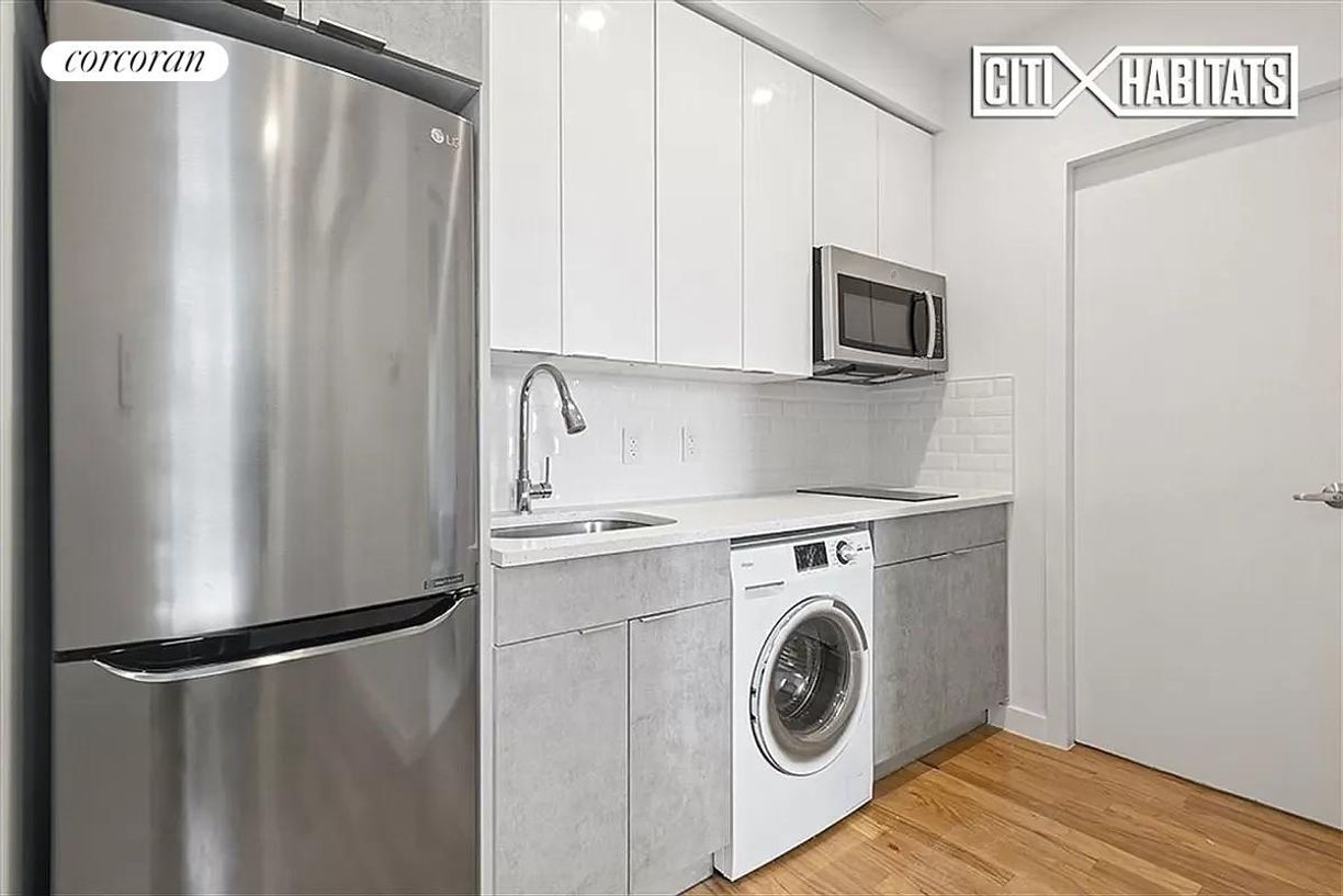 Foto principal - 648 W 158th St