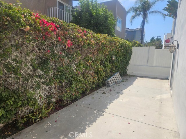 Foto del edificio - 2426 Silverstrand Ave
