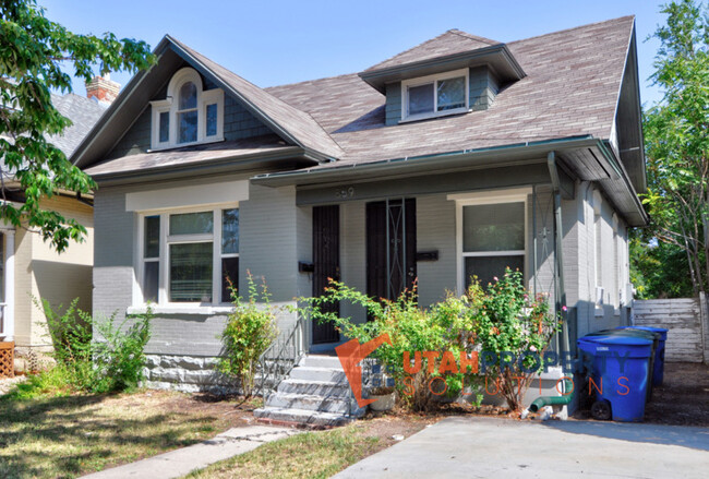 Building Photo - 559 E 800 S