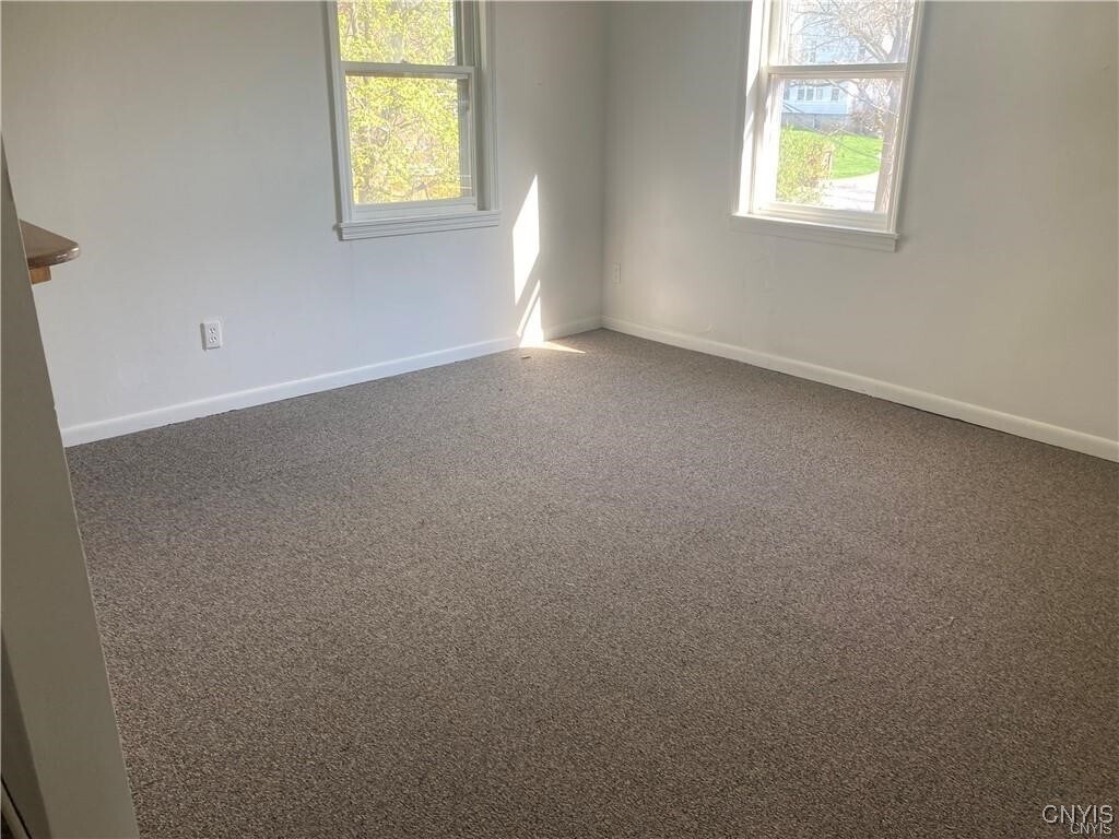 Building Photo - 318 Stone St