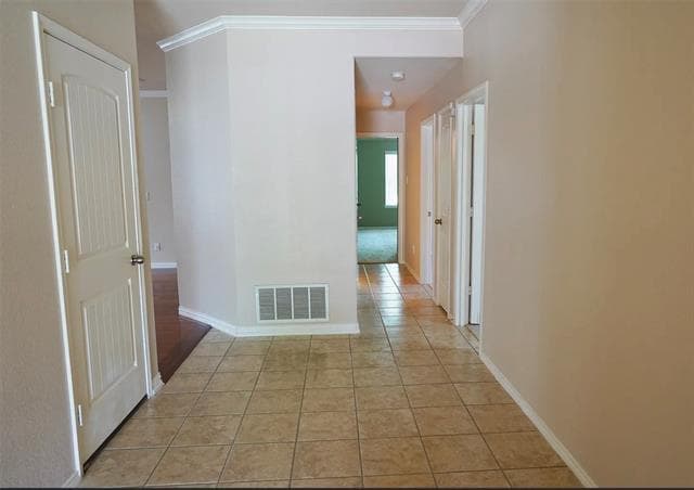 Building Photo - 9000 Holliday Ln