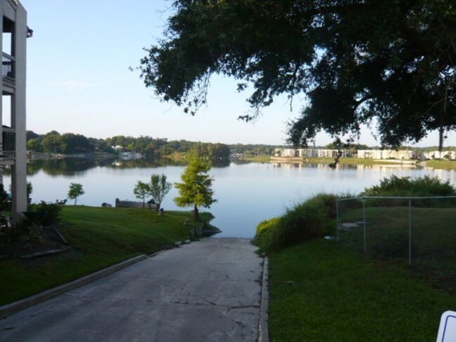 Building Photo - Close to just about everything!