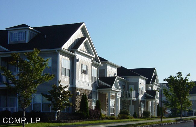 Building Photo - 444 Cedarville Rd