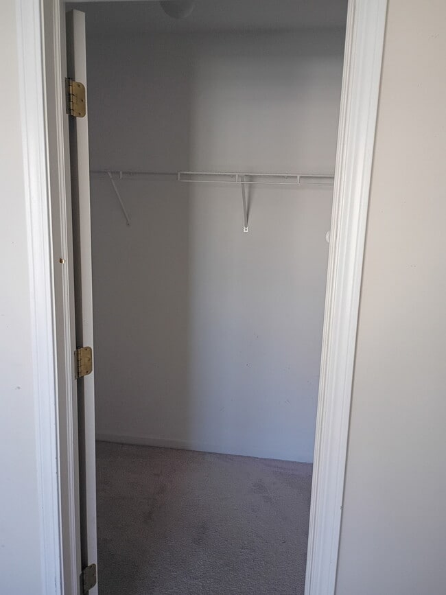 Building Photo - 188 S Concord Dr