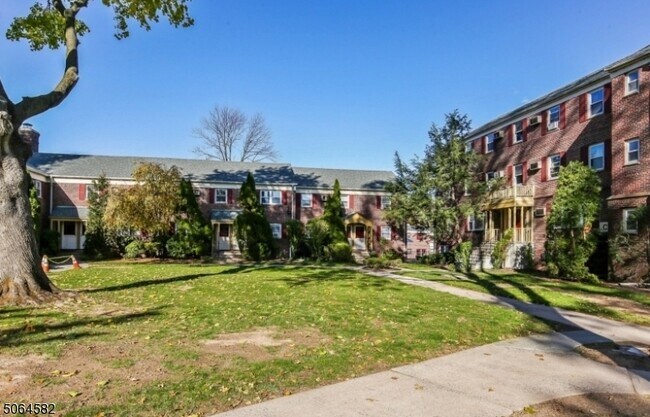 Foto del edificio - 500 S Center St