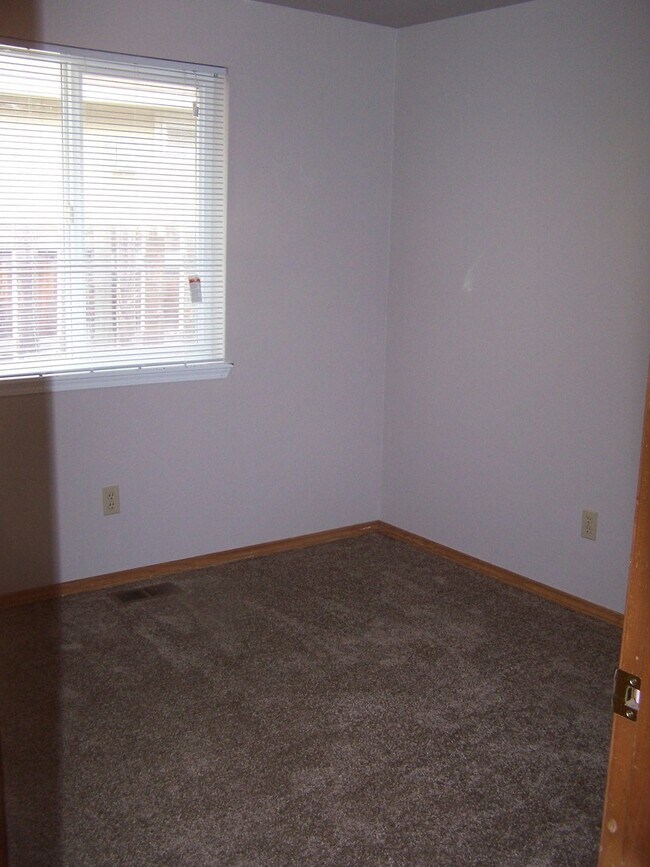 Foto del edificio - 3 Bed/2 Bath Single Family Home in NE Bend...