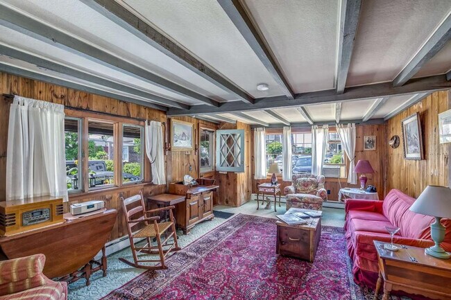 Foto del edificio - 6 Middle Rd