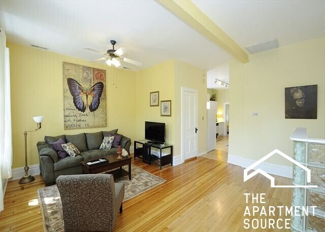 Building Photo - 1552 N Honore St