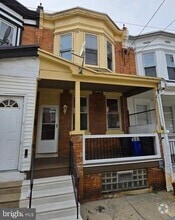 Building Photo - 819 E Locust Ave
