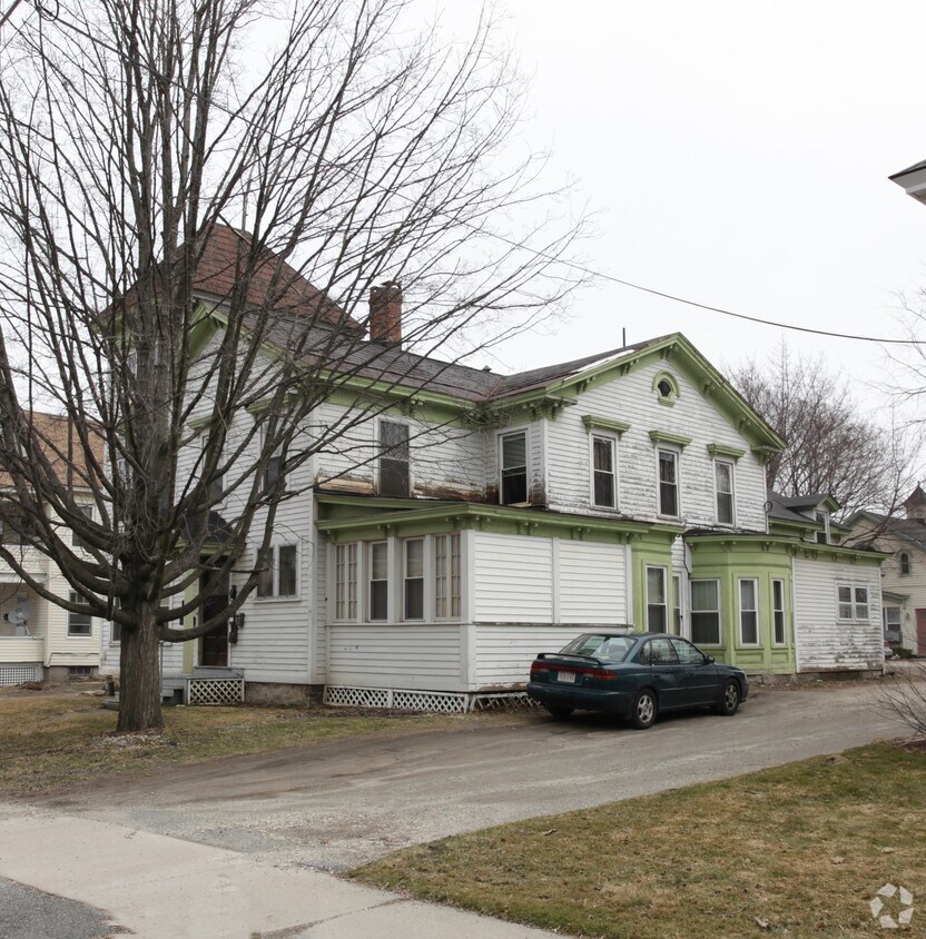 Building Photo - 55 Appleton Ave