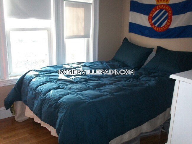 Foto del edificio - 739 Broadway