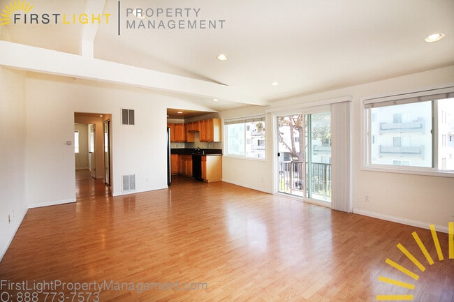 Foto del edificio - 503 Avenue G - Ave