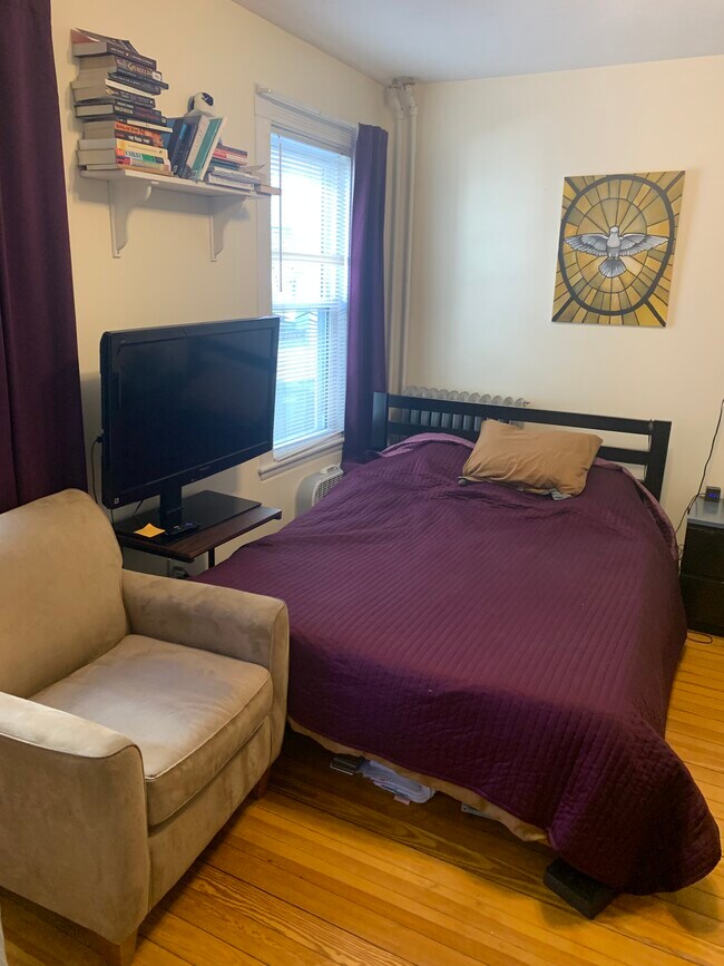 Foto del edificio - 21 Endicott Ave