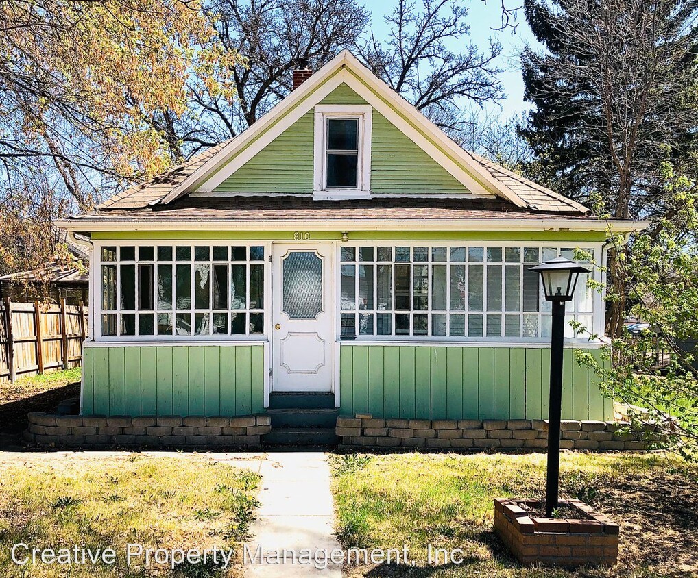 Primary Photo - 2 br, 1 bath House - 810 11th St NW