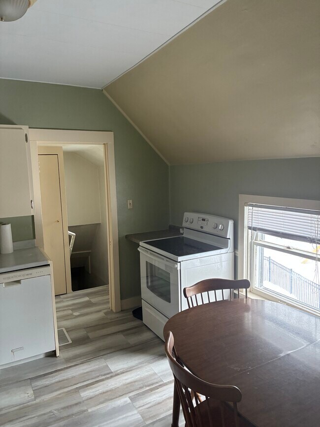 Foto del edificio - 320 W 20th St