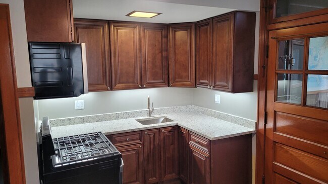 Foto del edificio - 5228 W Hutchinson St