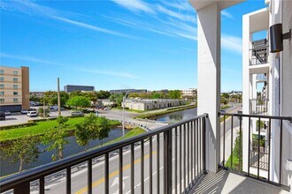 Building Photo - 8001 NW 41st St