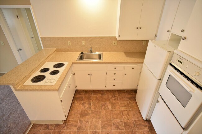 Foto del edificio - 210 Athol Ave