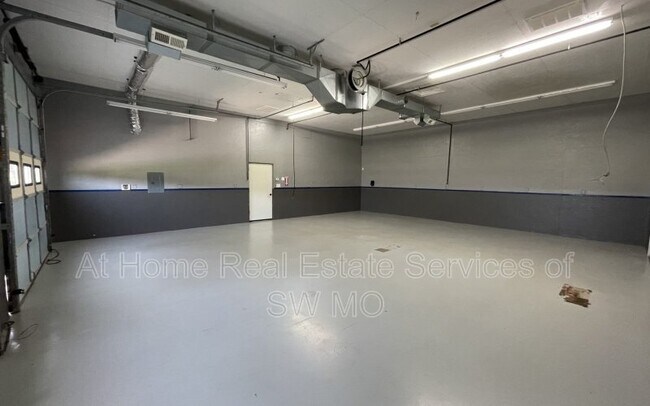 Foto del edificio - 125 S Harper Dr