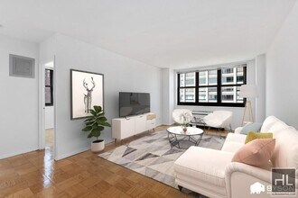 Building Photo - E. 72nd St., Upper East Side, Manhattan | 1 Bed, 1 Bath, Doorman, Gym, Q Train