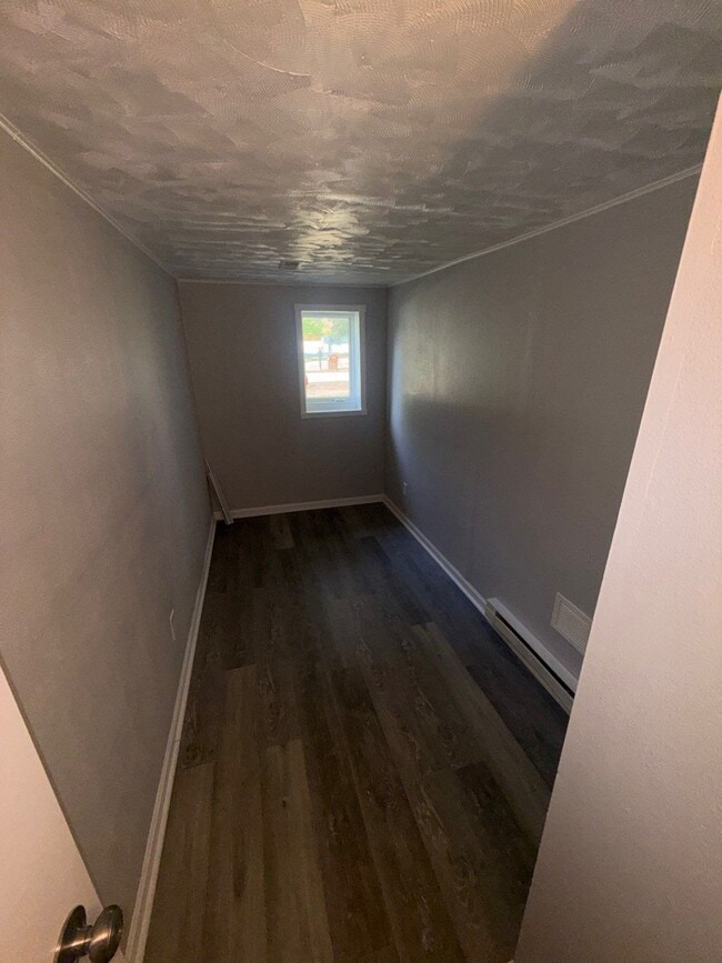 Foto del edificio - 127 Winona Dr