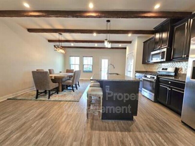 Building Photo - 1738 Foremast Loop