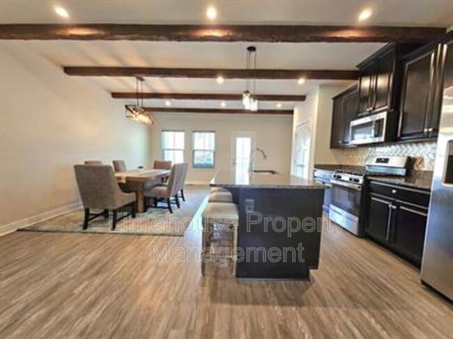 Foto del edificio - 1738 Foremast Loop