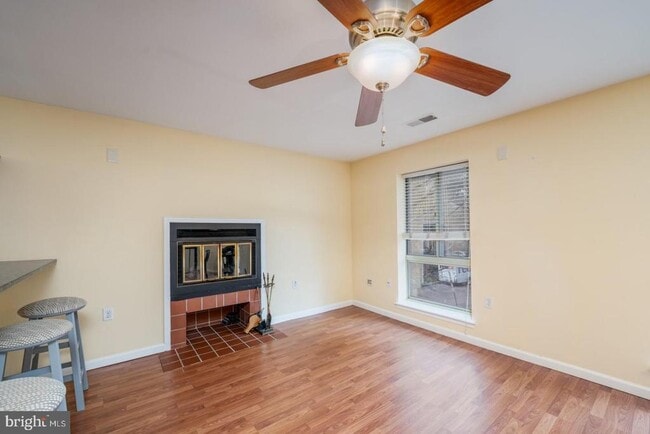 Building Photo - 35 Andrew Pl