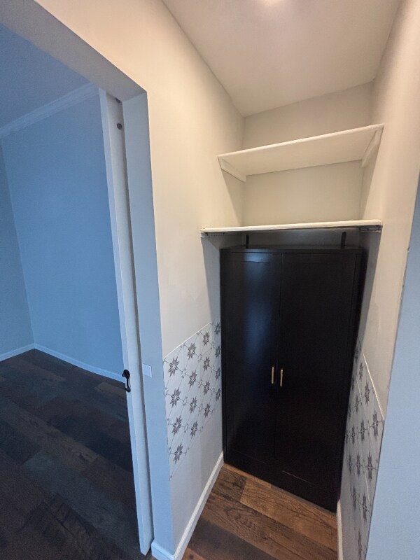 Building Photo - 318 S Woodland Heights St