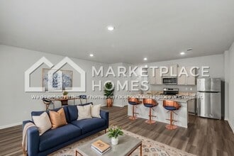 Building Photo - 280 Oakwood Dr NW