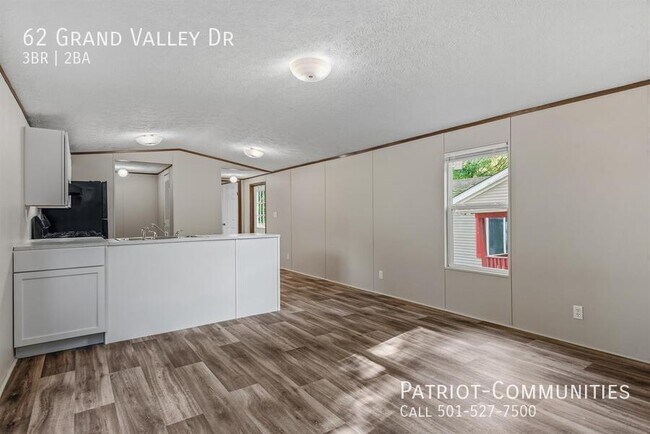 Foto del edificio - 62 Grand Valley Dr