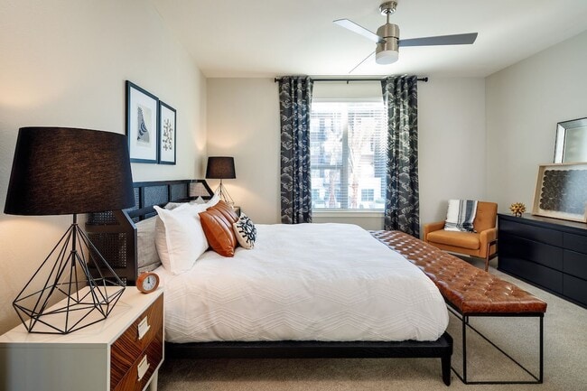 Building Photo - Latitude At Presidio