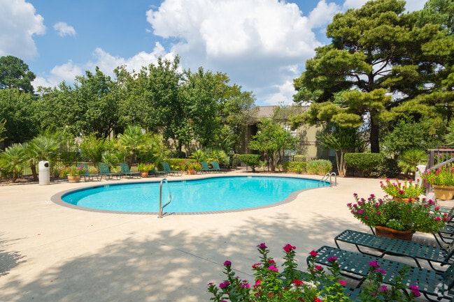 Building Photo - Aspen Apartments